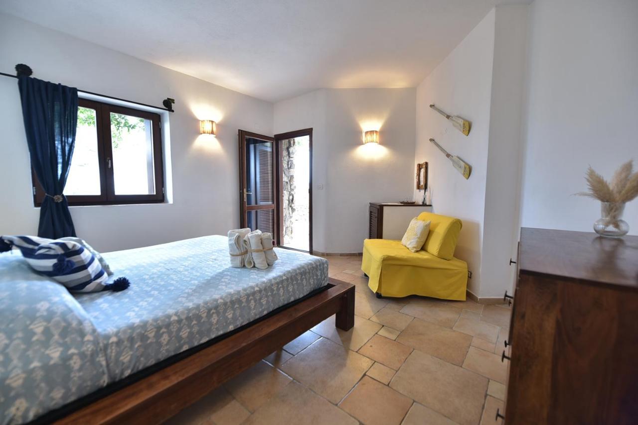 Villa Minda Lodge & View San Teodoro  Ngoại thất bức ảnh