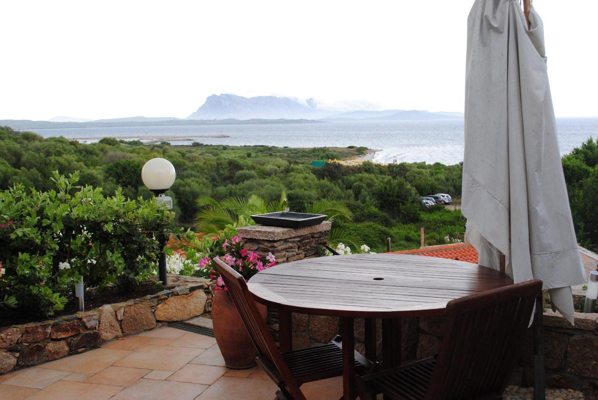 Villa Minda Lodge & View San Teodoro  Ngoại thất bức ảnh