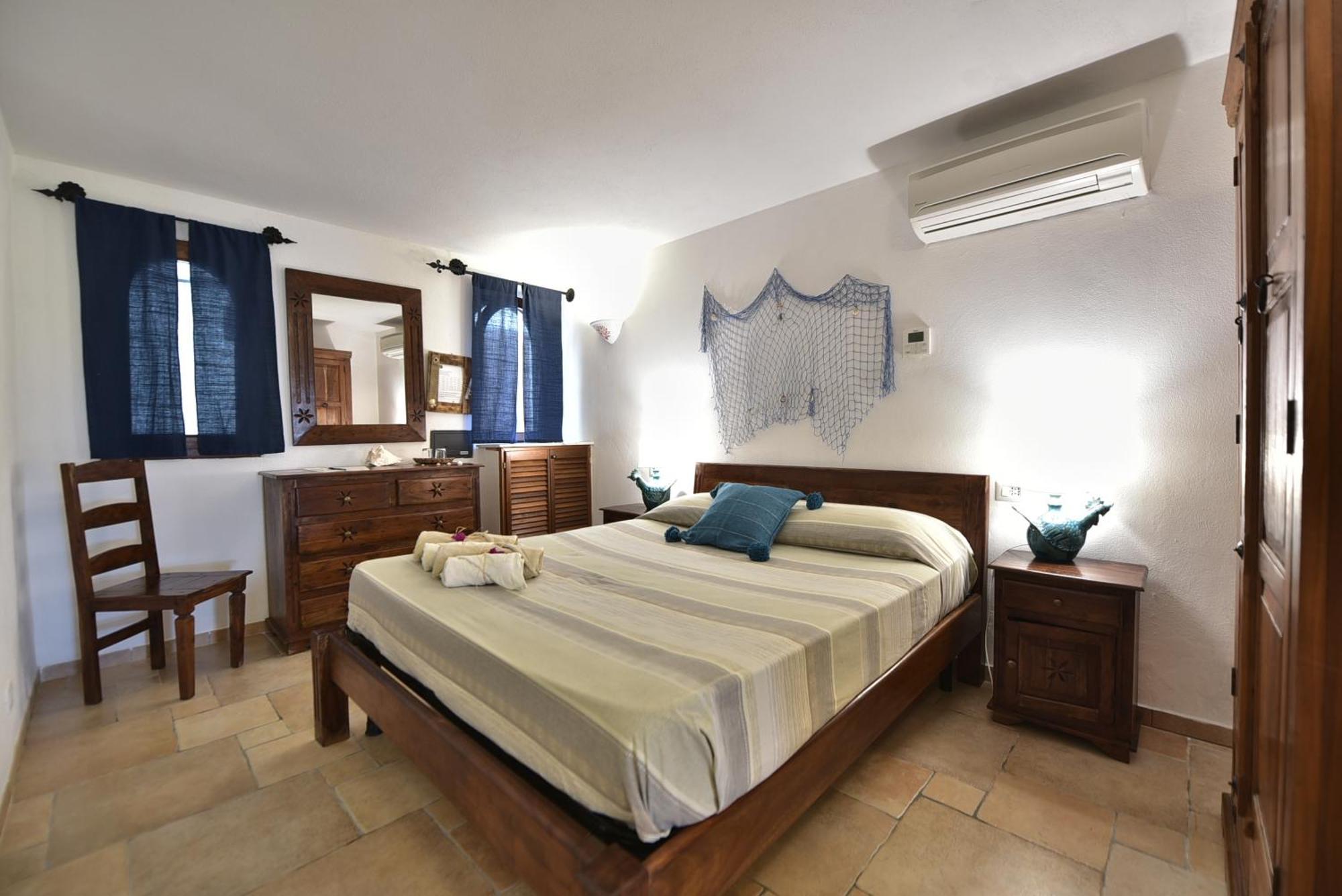 Villa Minda Lodge & View San Teodoro  Ngoại thất bức ảnh