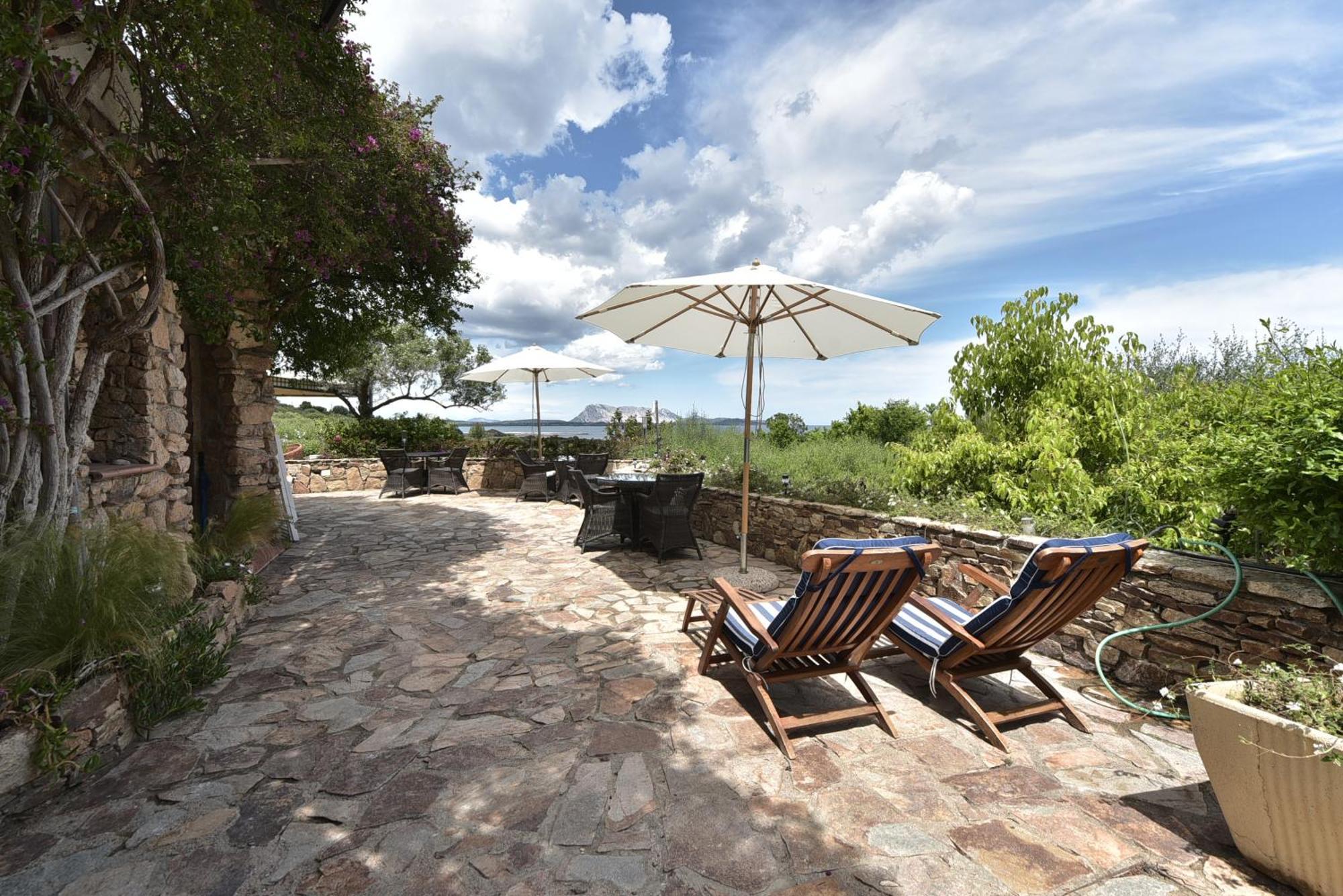 Villa Minda Lodge & View San Teodoro  Ngoại thất bức ảnh